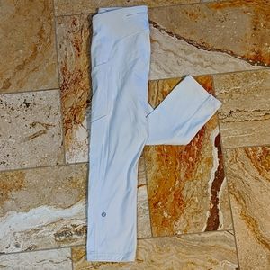 Lululemon white speed up crop